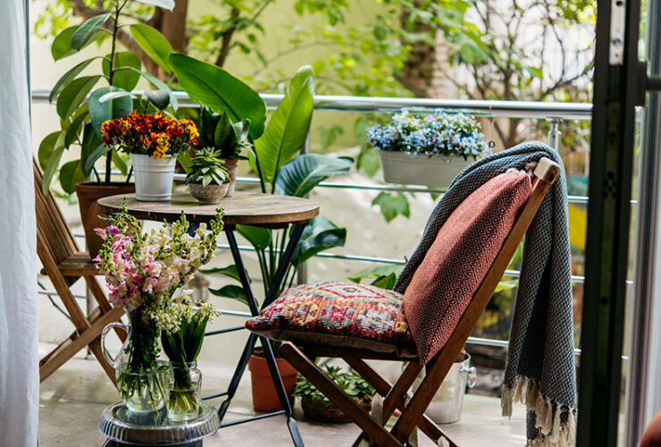 Kwiaty na balkon całoroczne - jakie rośliny wybrać na balkon?